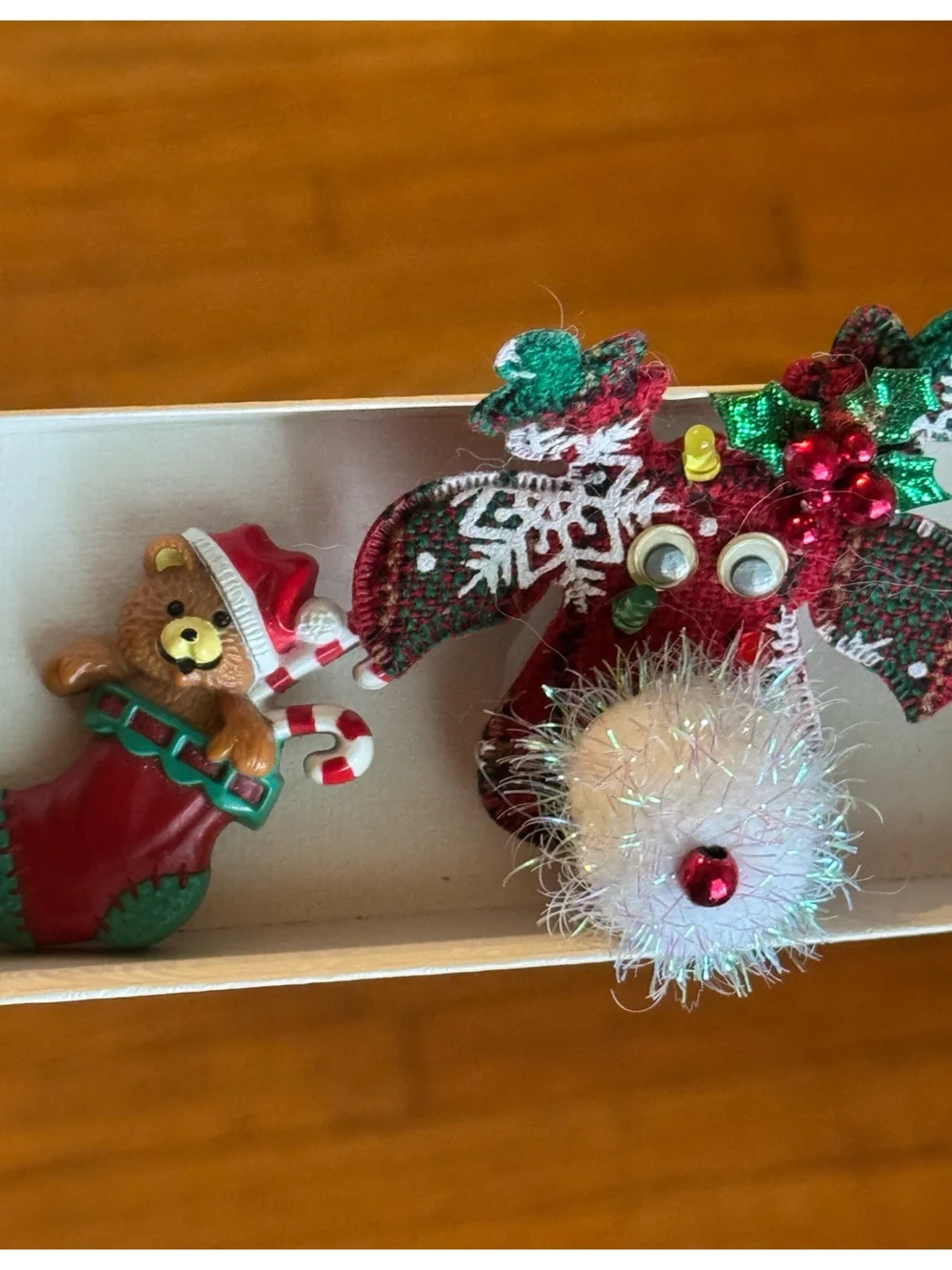 Christmas brooches, vintage
